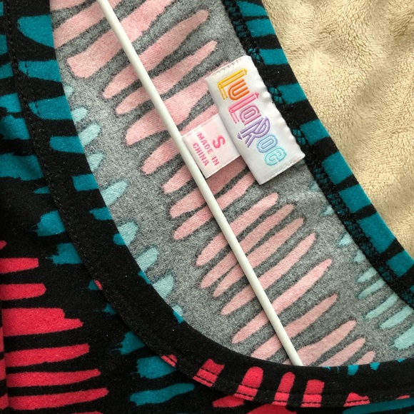 Coveted All-Black LulaRoe Leggings with Teal and Rose Dress - All Buttery-soft! - Picture 4 of 5